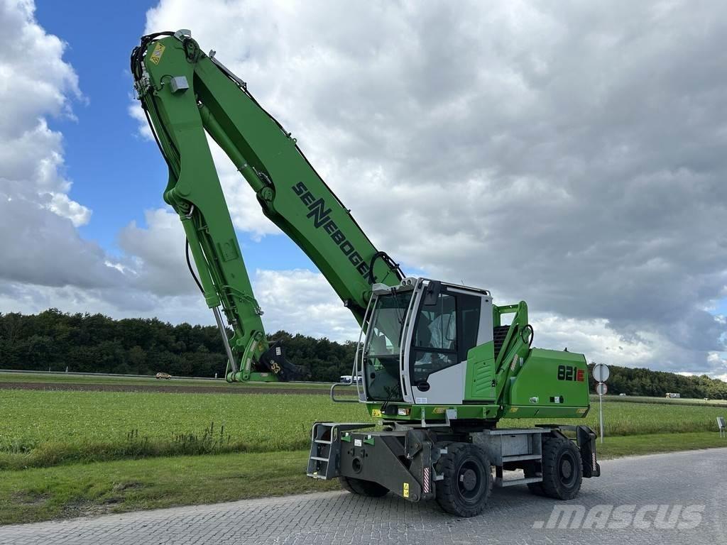 Sennebogen 821MET5 Paleta de manipulare
