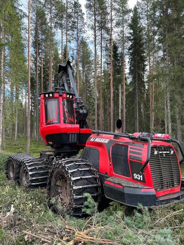 Komatsu 931 Combine forestiere