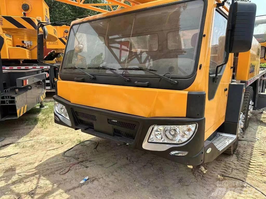 XCMG 50 Macara pentru orice teren