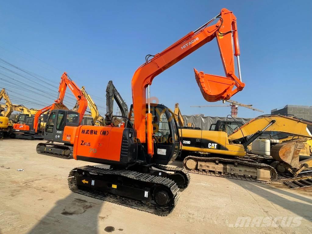 Hitachi ZX 70 Excavatoare 7t - 12t