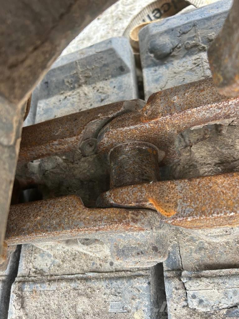 Komatsu PC 138 US-11 Excavatoare pe șenile
