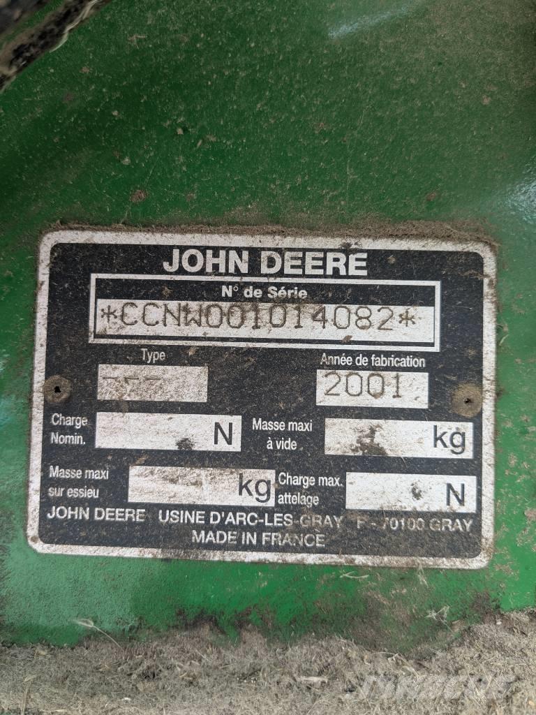 John Deere 575 Masina de balotat cilindric