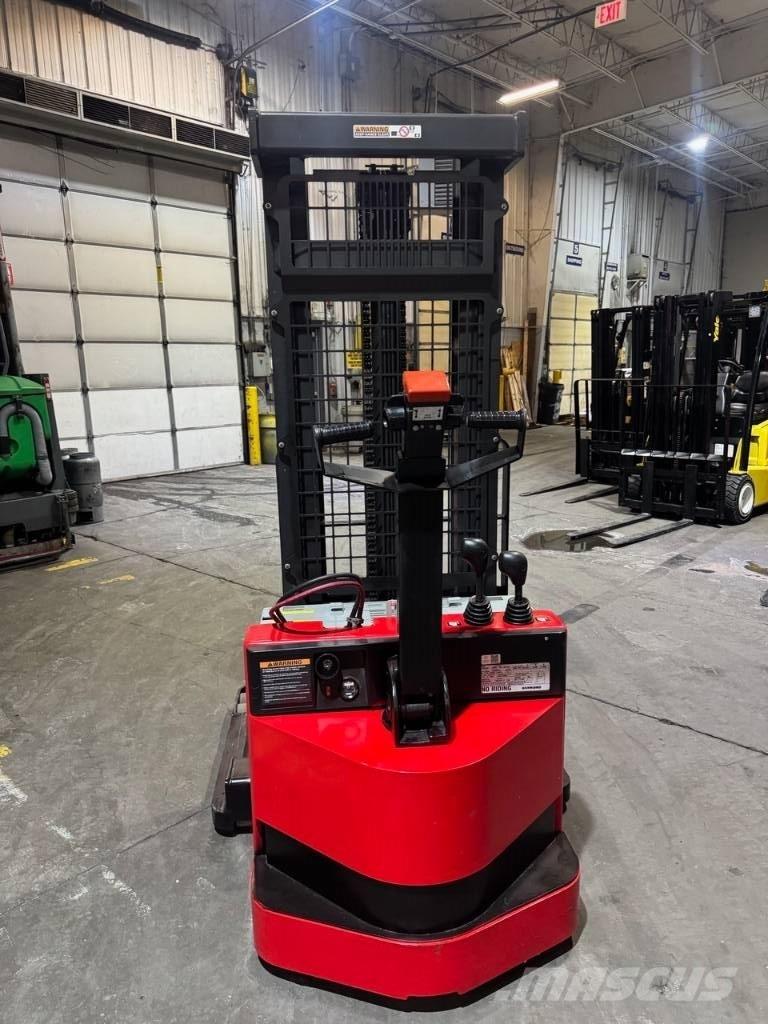 Raymond RSS40 Transpaleti autopropulsanti