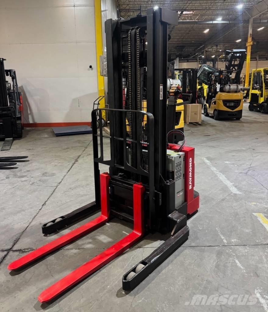 Raymond RSS40 Transpaleti autopropulsanti