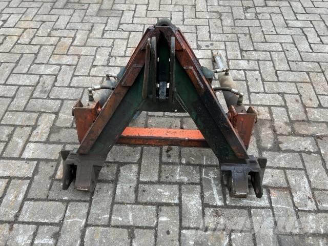 Trekhaak Driepunts Alte masini si accesorii de cultivat