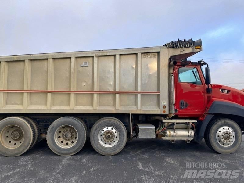 CAT CT 660 Autobasculanta