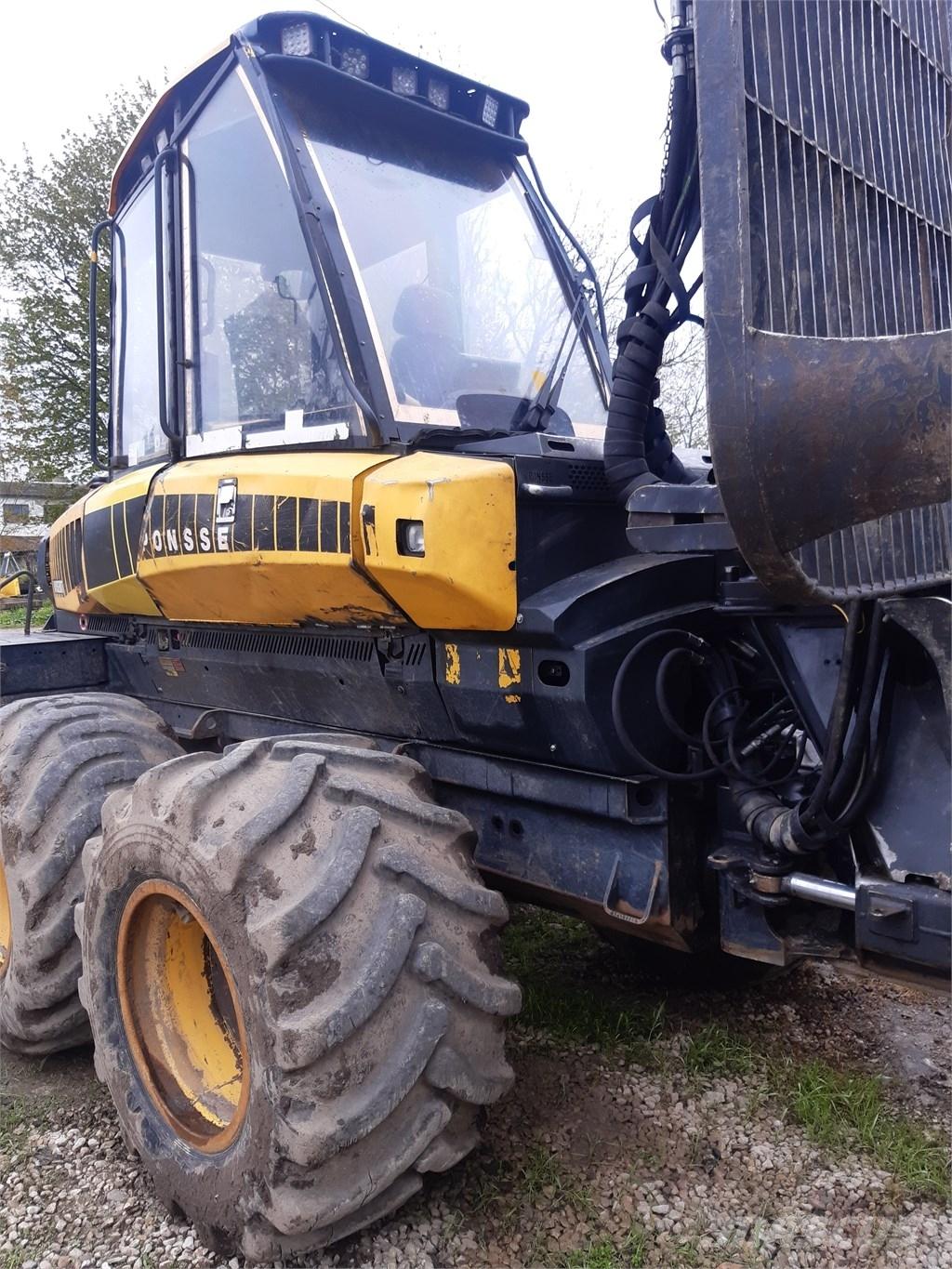 Ponsse Wisent 8W Transportoare