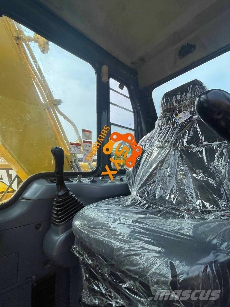 Komatsu PC 120 Excavatoare pe șenile
