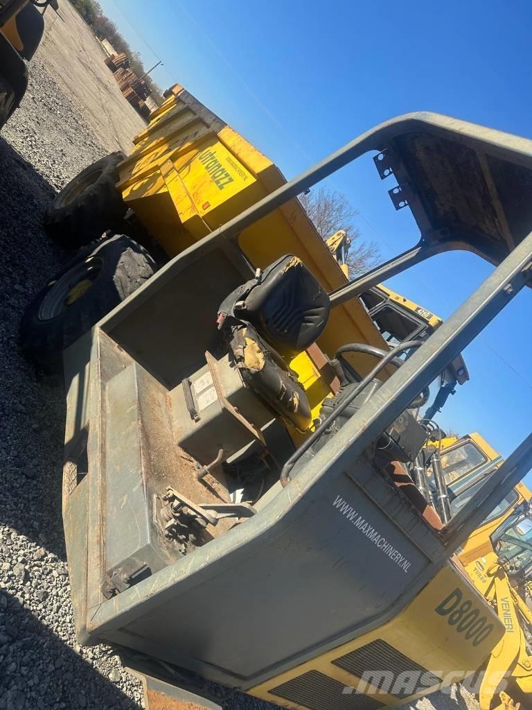  UTRANAZZ D8000 Cabine si interior