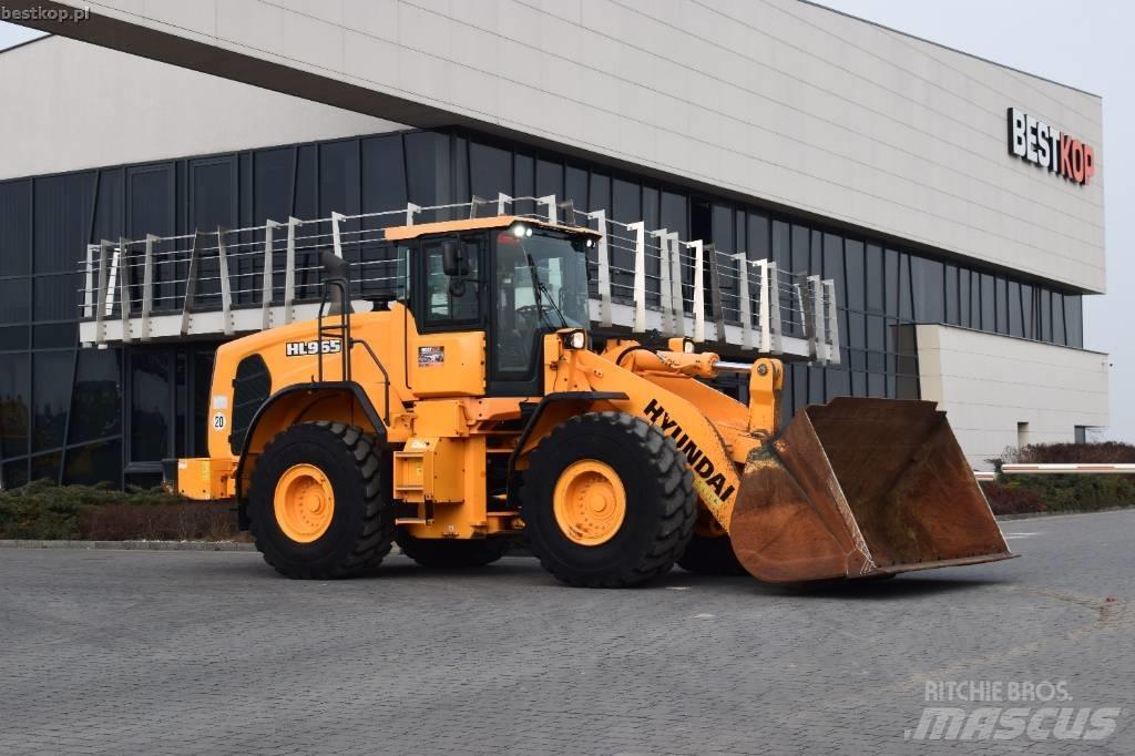 Hyundai HL 965 Incarcator pe pneuri