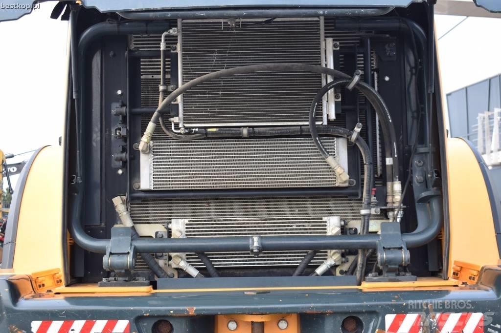 Hyundai HL 965 Incarcator pe pneuri