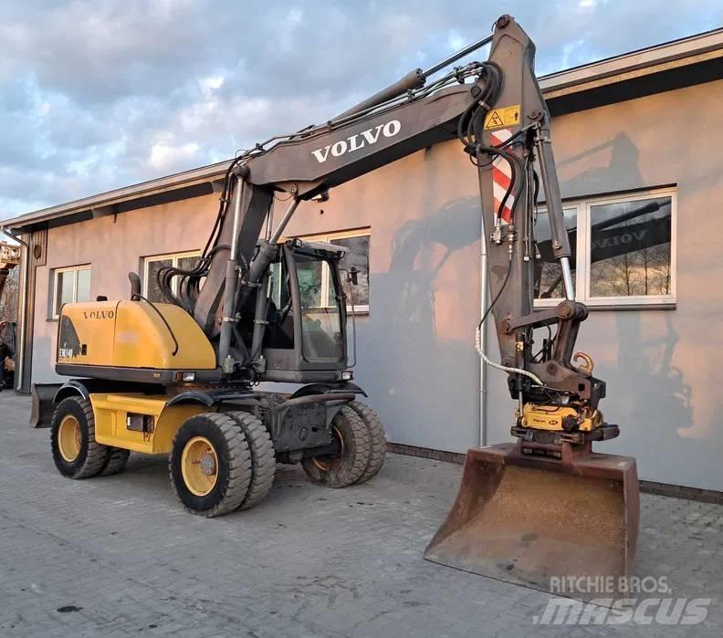 Volvo EW 140 Excavatoare cu roti