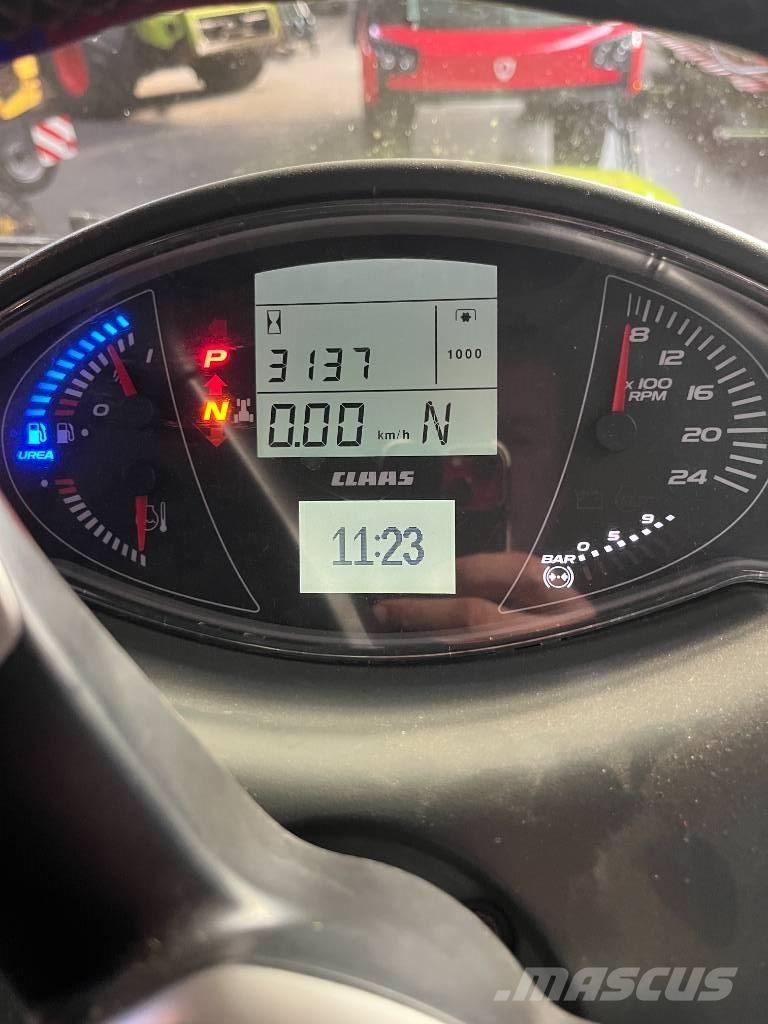 CLAAS AXION 960TT Tractoare