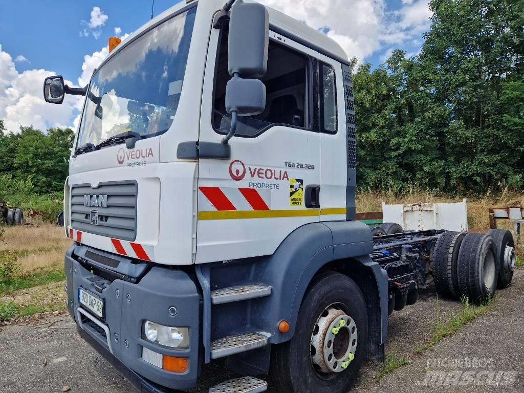 MAN 324.26 Camion cabina sasiu