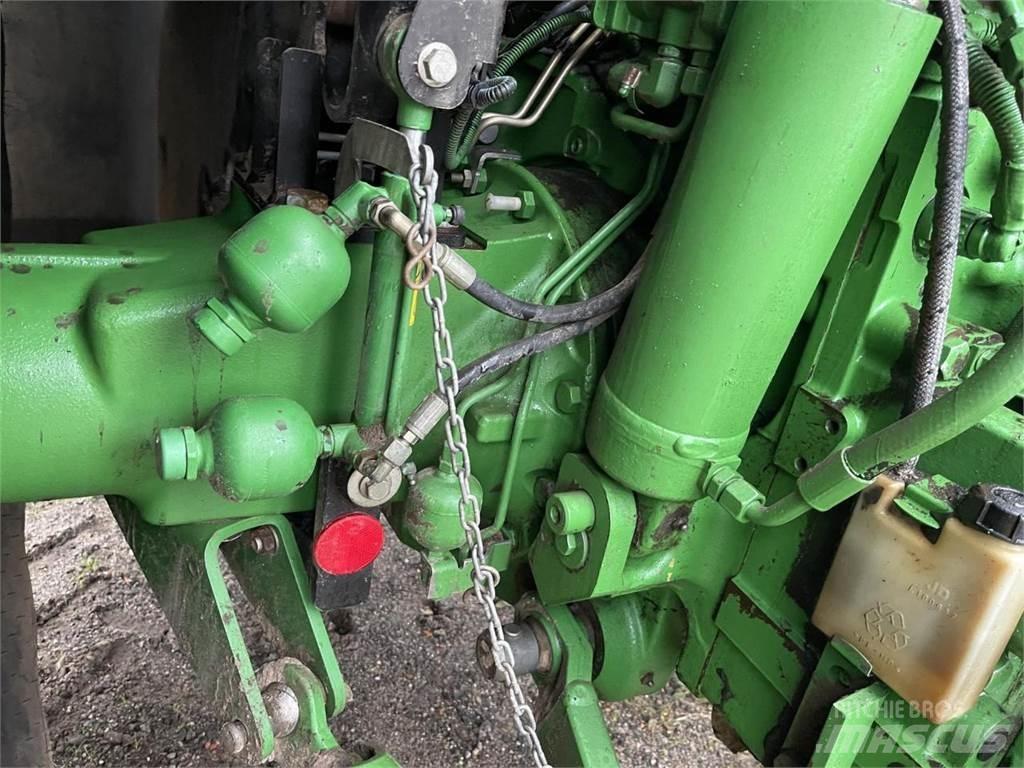 John Deere 6150R Tractoare