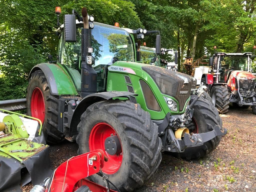 Fendt 724 Profi Plus Tractoare