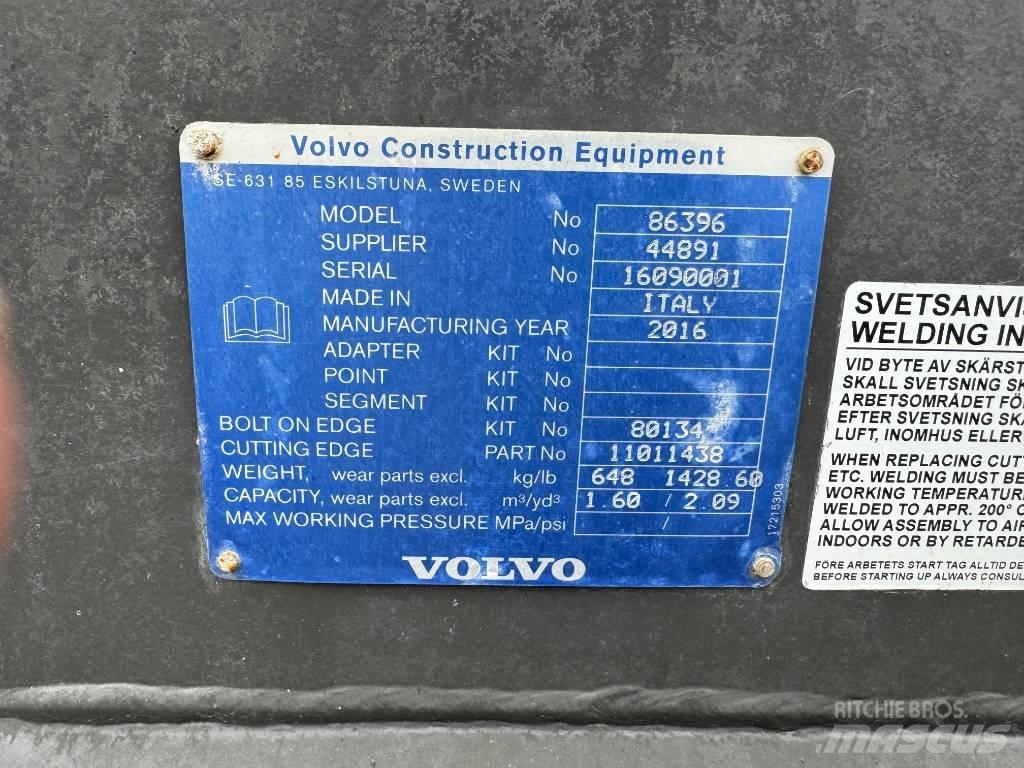 Volvo 1.6m Bucket Pistoane