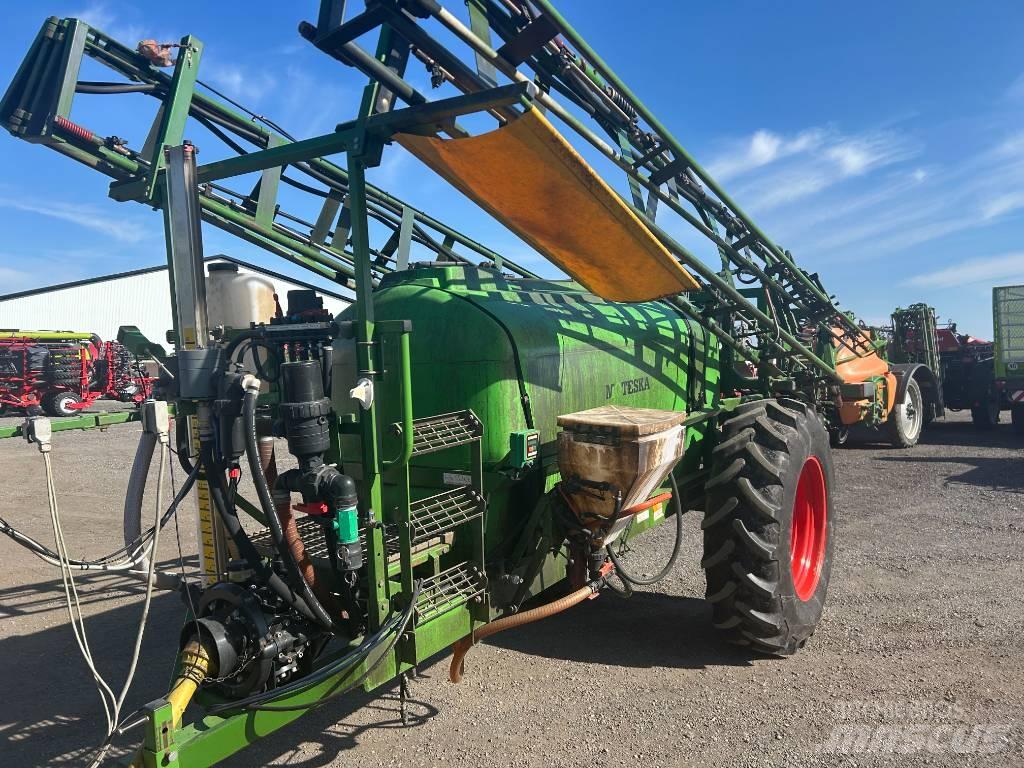 Moteska M2500 Tractoare agricole sprayers