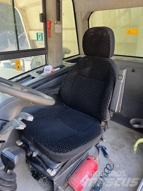 Astra RD 32 Camioane cu basculante rigide