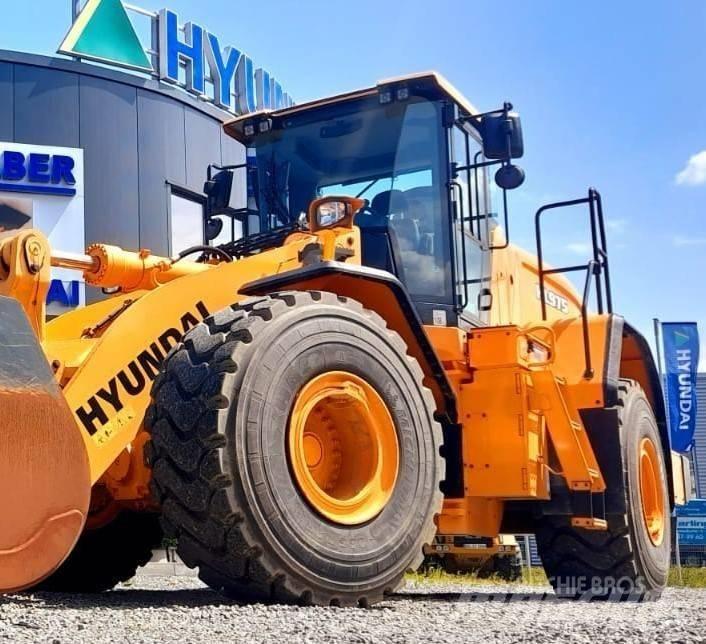 Hyundai HL 975 Incarcator pe pneuri
