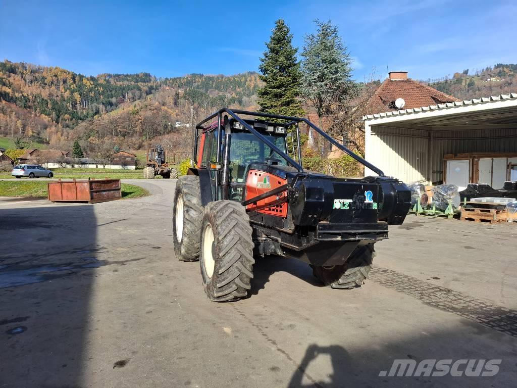 Valtra 8550 Tractoare forestiere