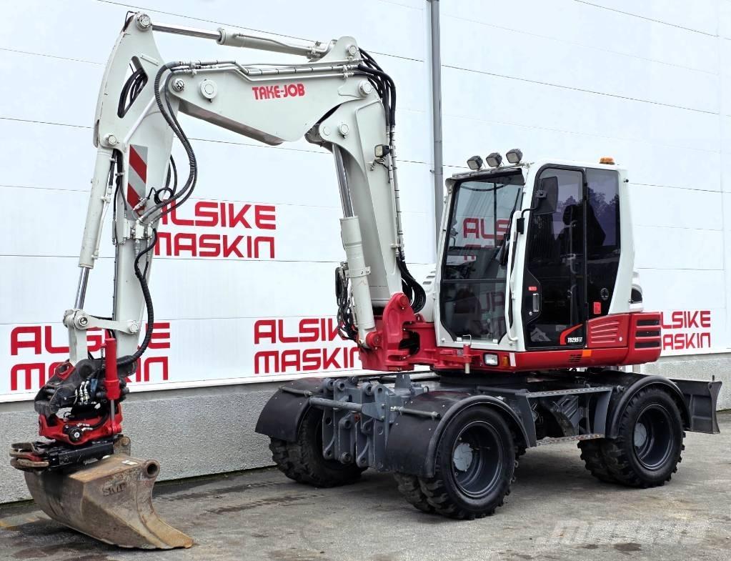 Takeuchi TB 295 W Excavatoare cu roti