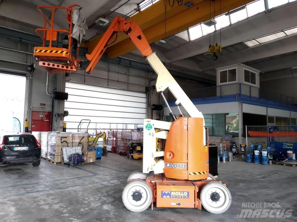 JLG E 300 AJP Nacele cu brat articulat