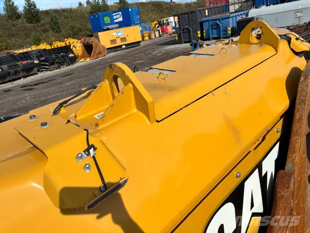 CAT 395 Excavatoare pe șenile
