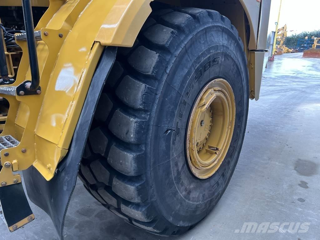 CAT 745 Transportoare articulate
