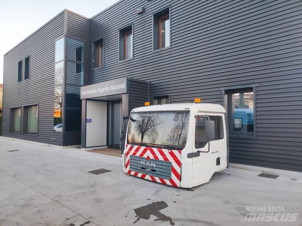 MAN TGM TGA Cabine si interior
