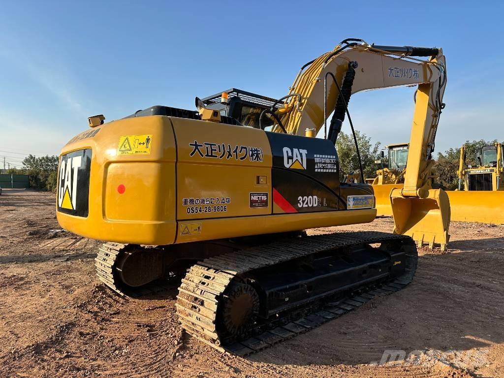 CAT 320 DL Excavatoare pe șenile
