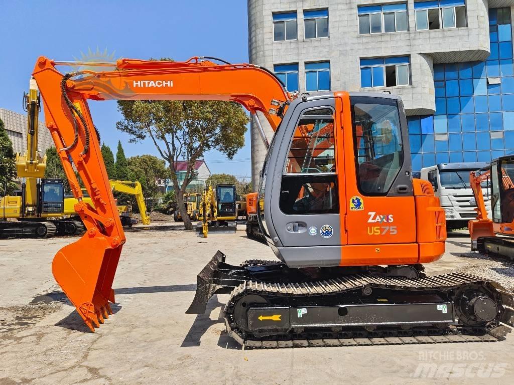 Hitachi ZX 75 Excavatoare pe șenile
