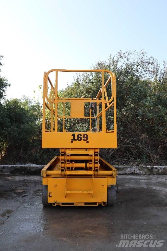 Haulotte Compact 10 Platforme foarfeca