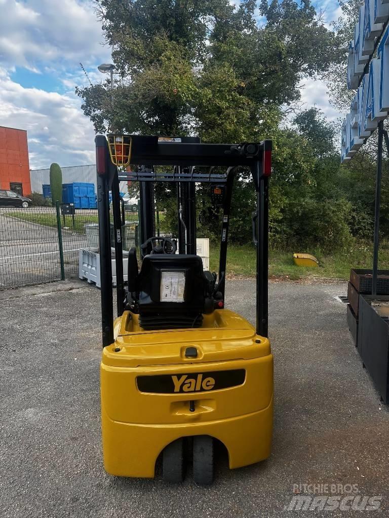 Yale ERP 20 VT Stivuitor electric