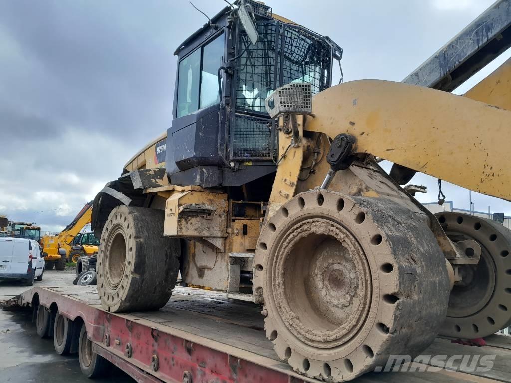 CAT 926 m Incarcator pe pneuri