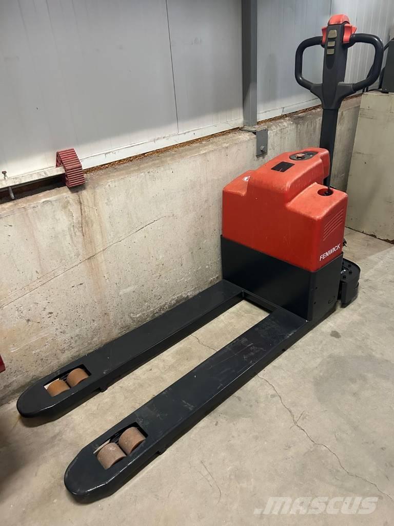 Linde MT 15 Transpaleta manuala
