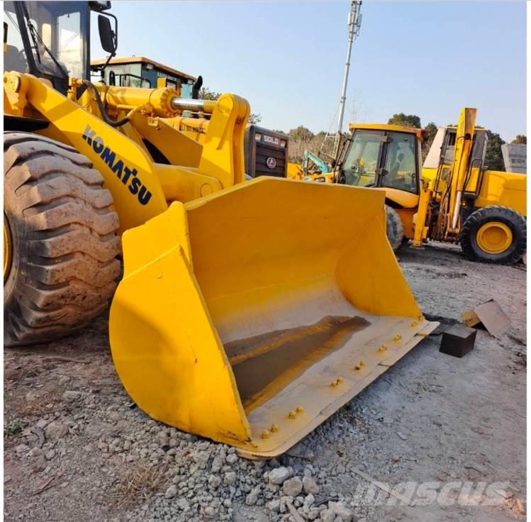 Komatsu WA 470 Incarcator pe pneuri