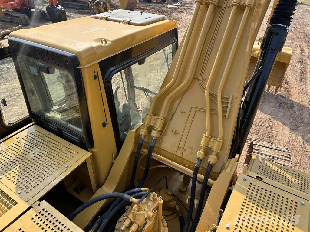 CAT 330 B L Excavatoare pe șenile
