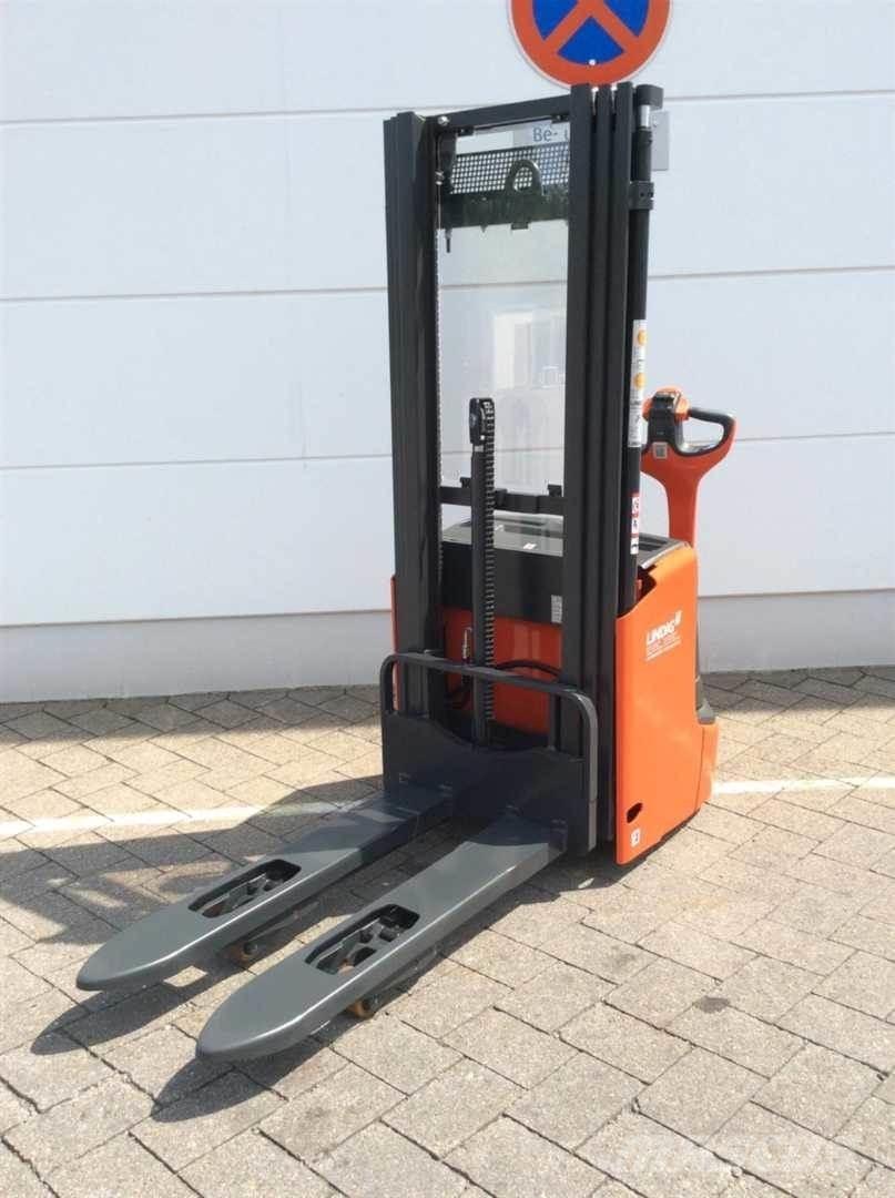 Linde L12I Transpaleti autopropulsanti
