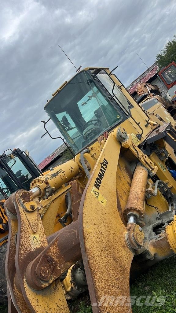 Komatsu WA 470-3H Motoare