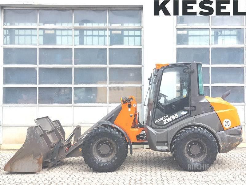 Hitachi ZW 95-6 Mini incarcator