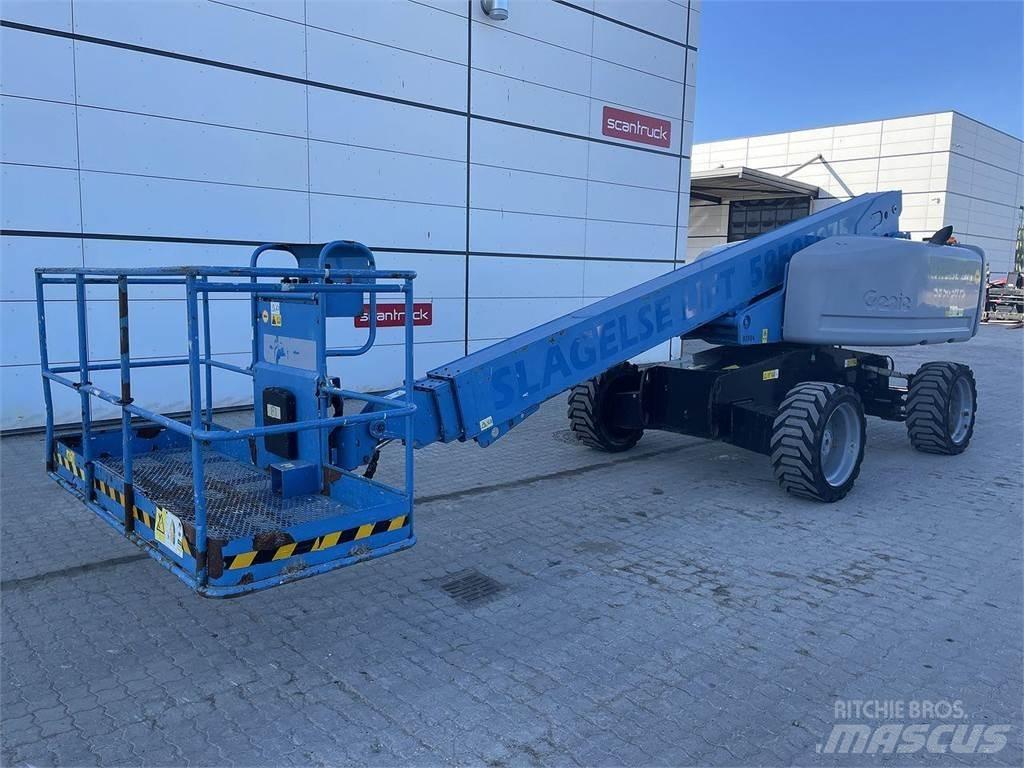 Genie S-60HC Nacele cu brat articulat