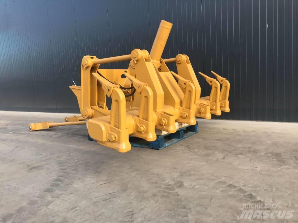 CAT 14H Scarificatoare