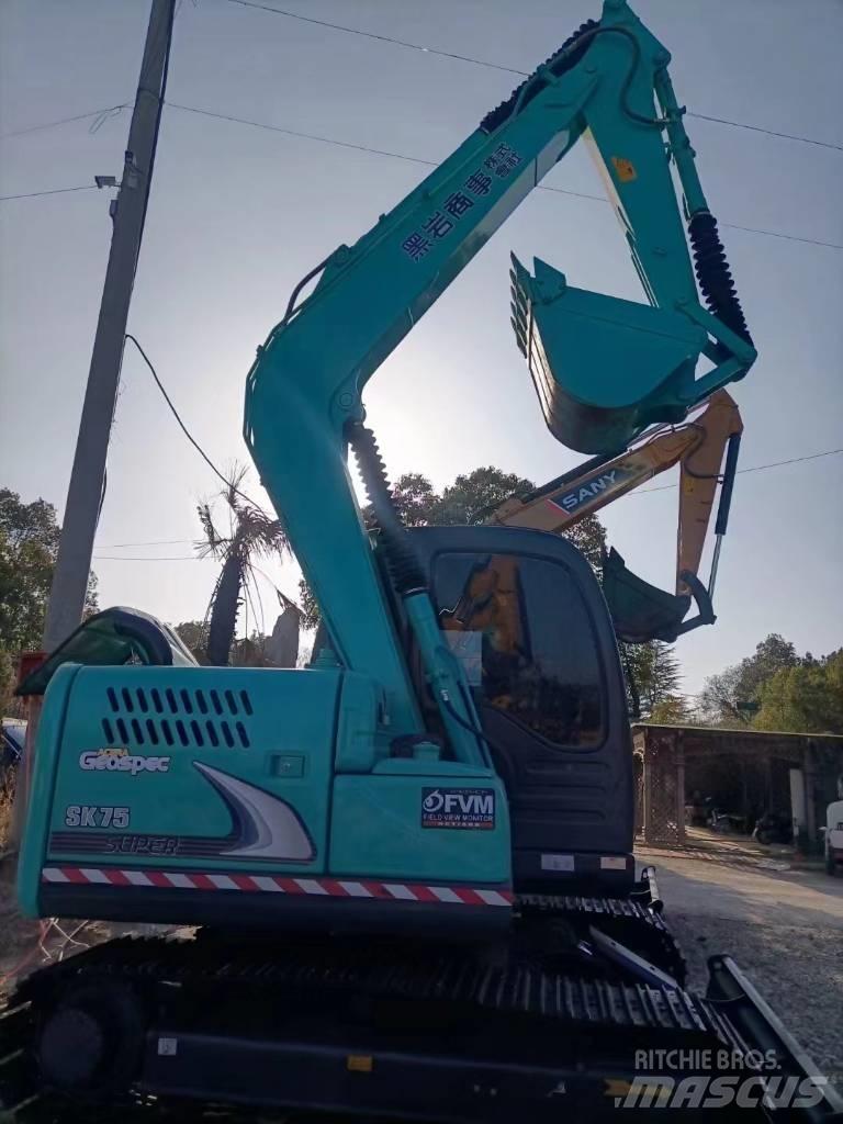 Kobelco SK 75 Excavatoare 7t - 12t
