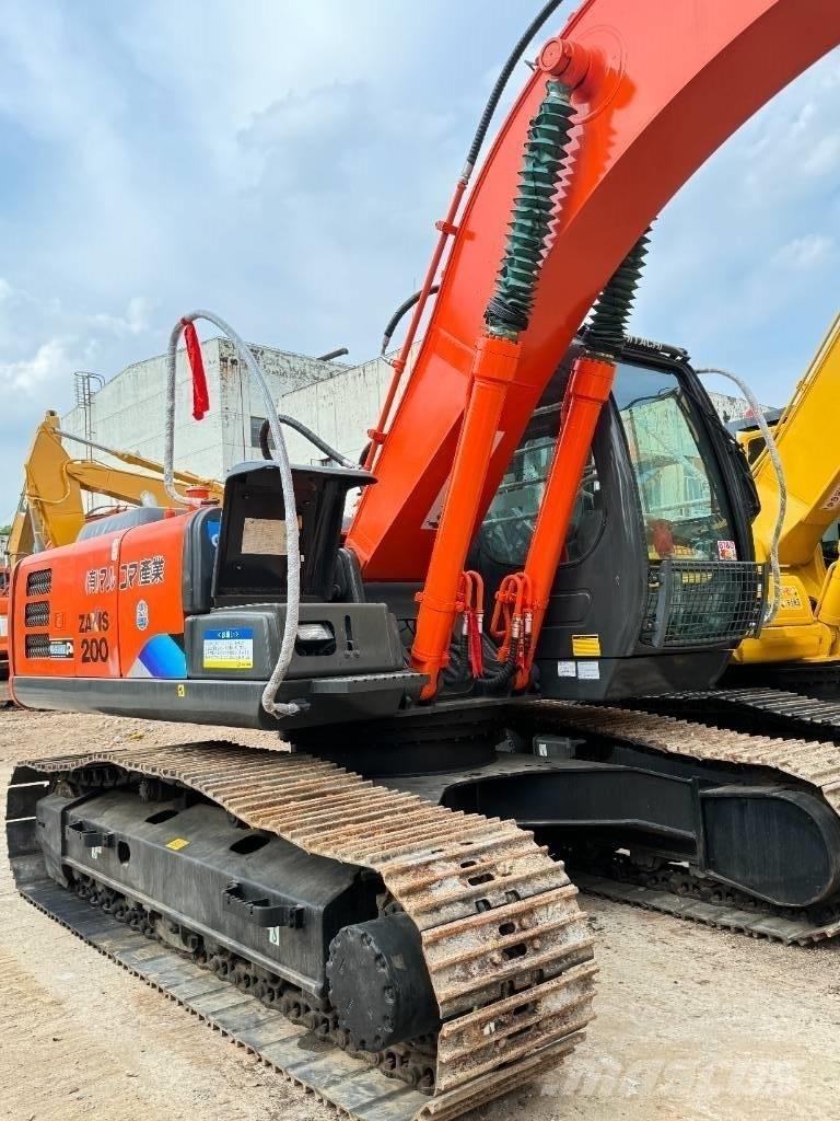 Hitachi ZX 200 Excavatoare pe șenile
