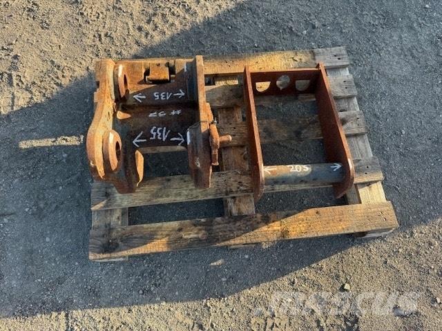 JCB QUICK COUPLERS Conectoare rapide