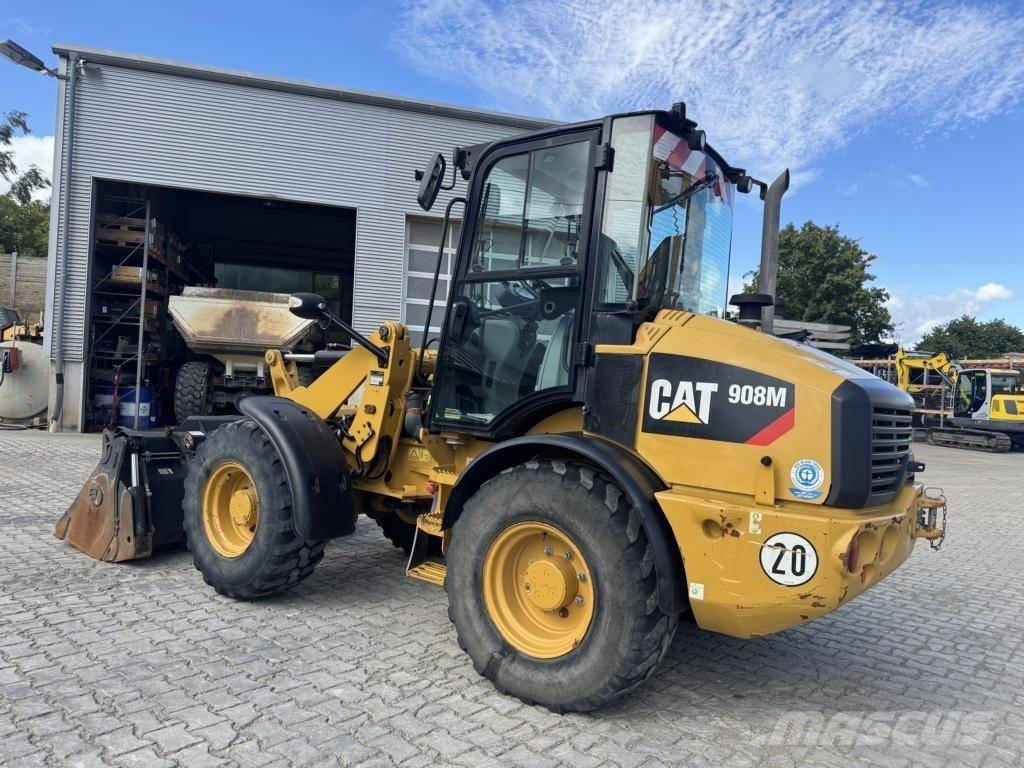CAT 908M Incarcator pe pneuri