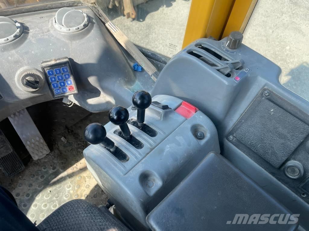 Volvo L 50 D Incarcator pe pneuri