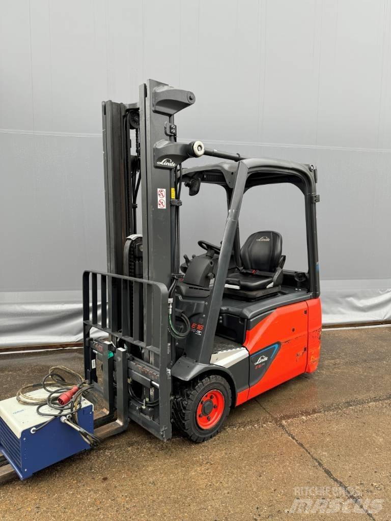 Linde E16-02 Stivuitor electric