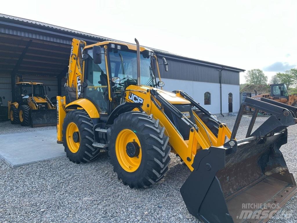 JCB 4 CX Pro Buldoexcavatoare